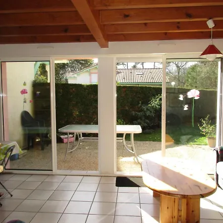 Maison T3 A - 4/6 Pers - Jardin, Terrasse, Proche Et Pistes Cyclables - Fr-1-521-116 Holiday home Biscarrosse